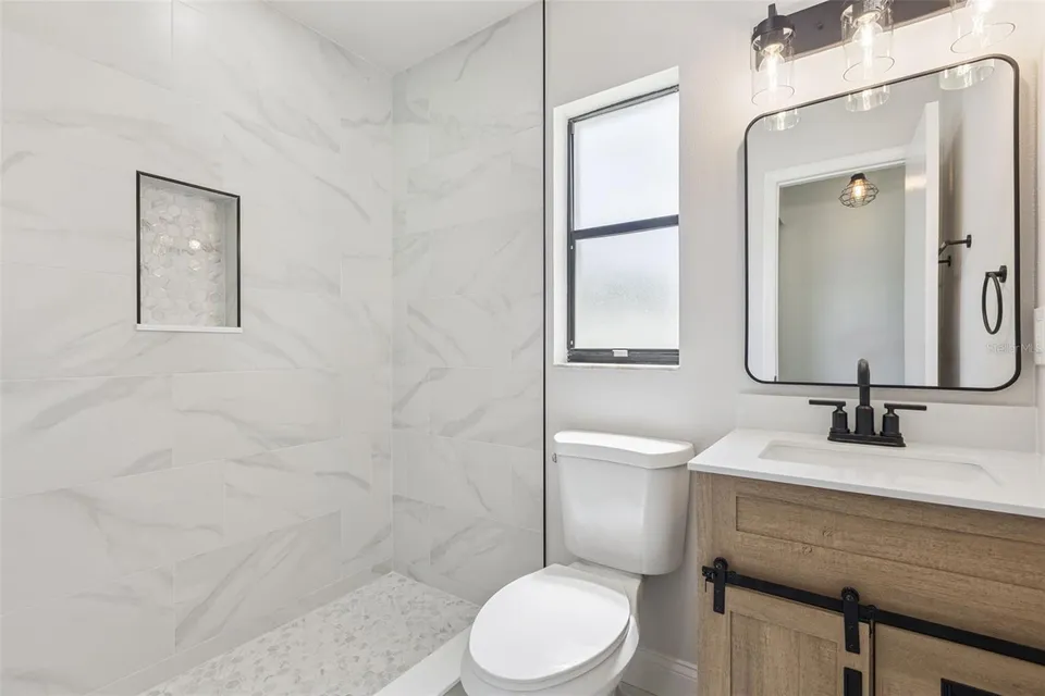 1004 VINEYARD CT, photo 26