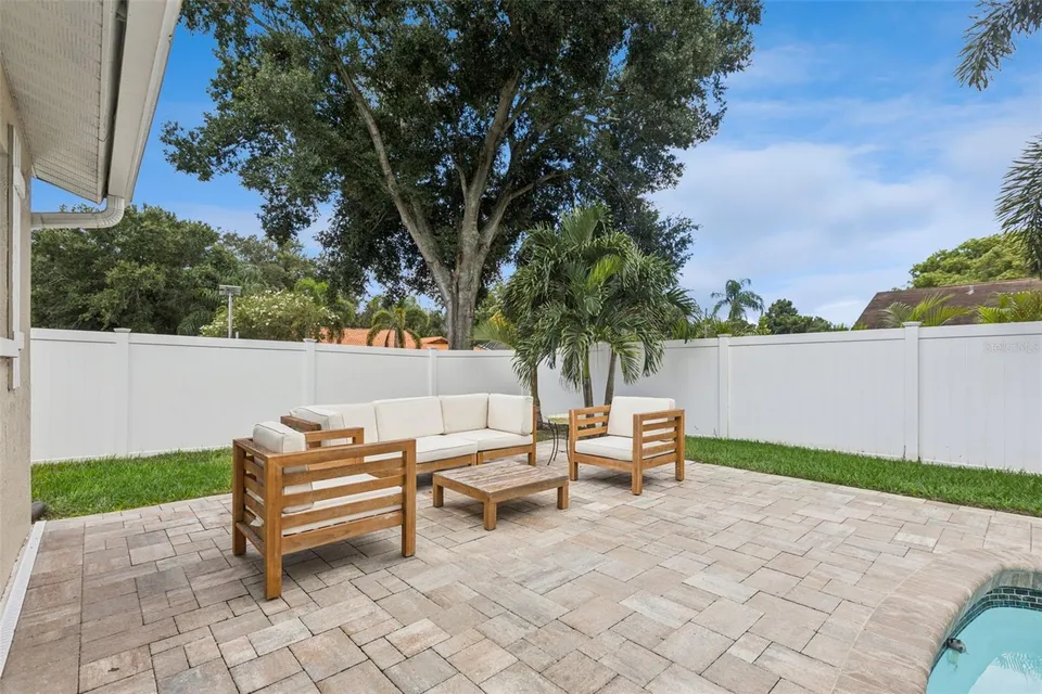 1004 VINEYARD CT, photo 29