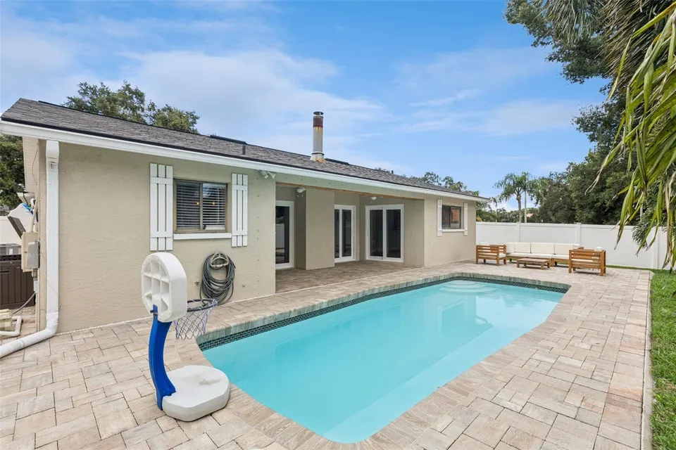 1004 VINEYARD CT, photo 33