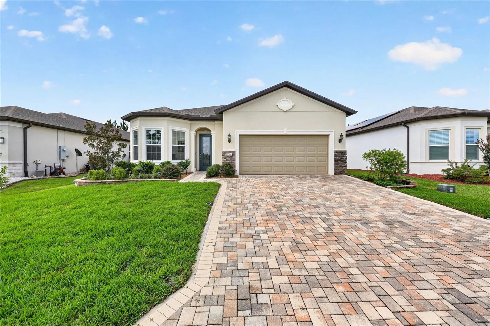 9304 SW 56TH LOOP, photo 2