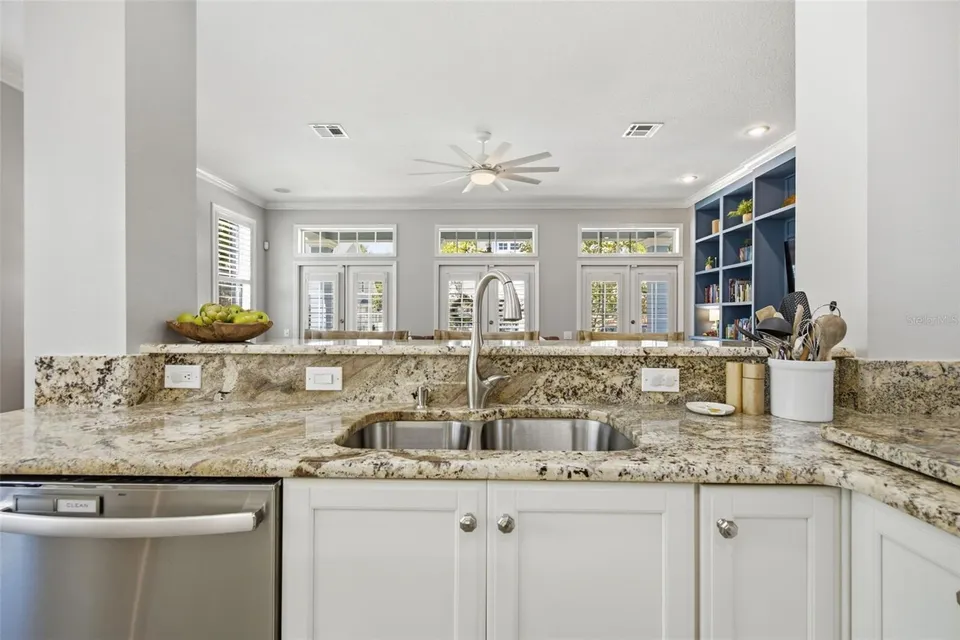 10438 GREEN LINKS DR, photo 14