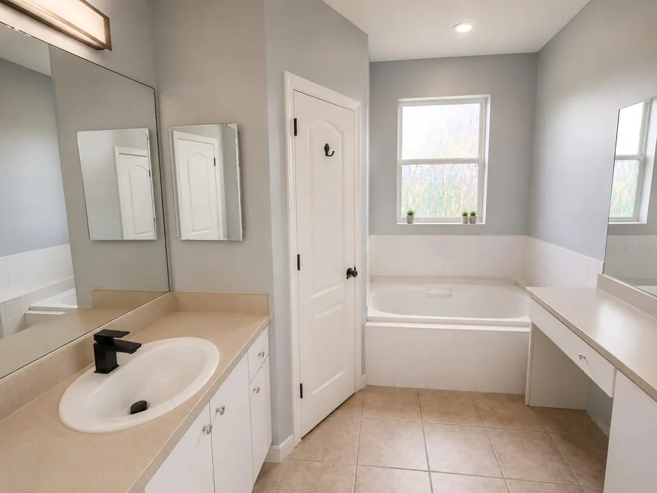 6210 KITERIDGE DR, photo 19