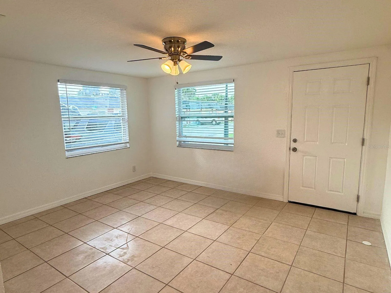 4942 ILENER ST, photo 5