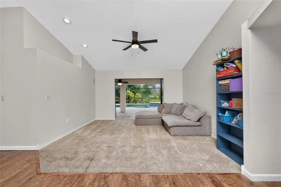 1087 BAY HARBOR DR, photo 12