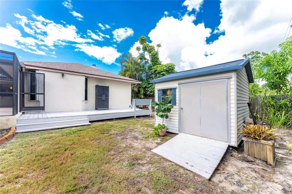 1087 BAY HARBOR DR, photo 40