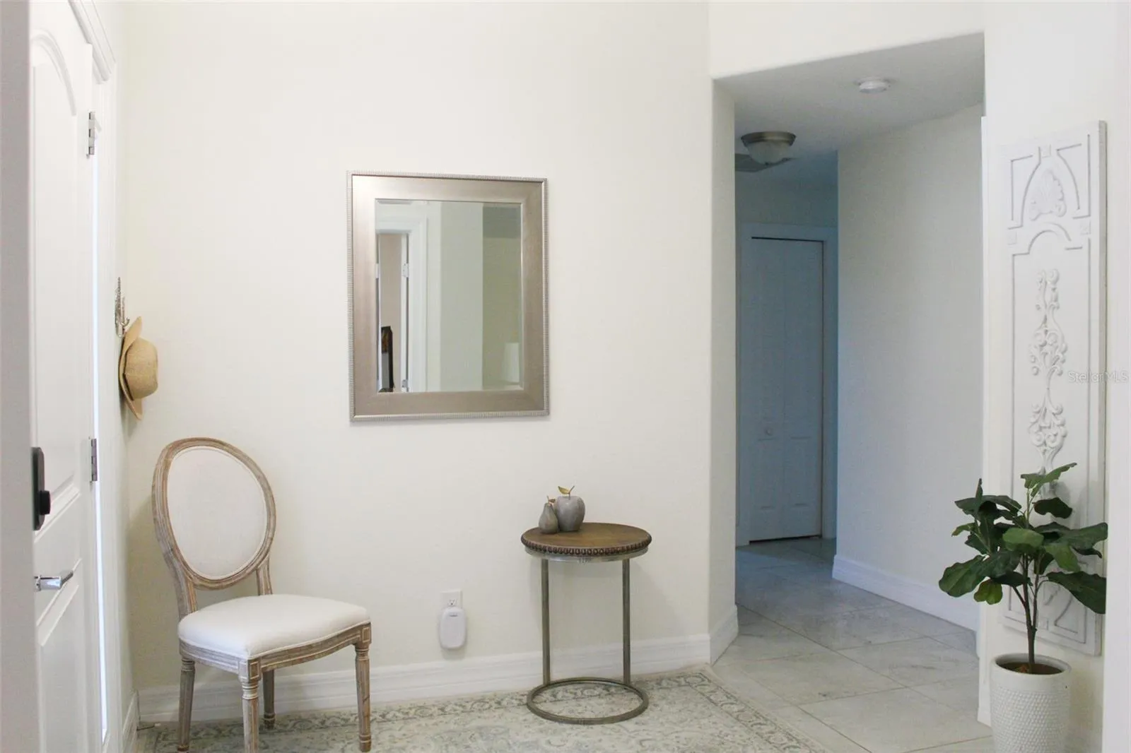 206 ANTILLA DR, photo 3