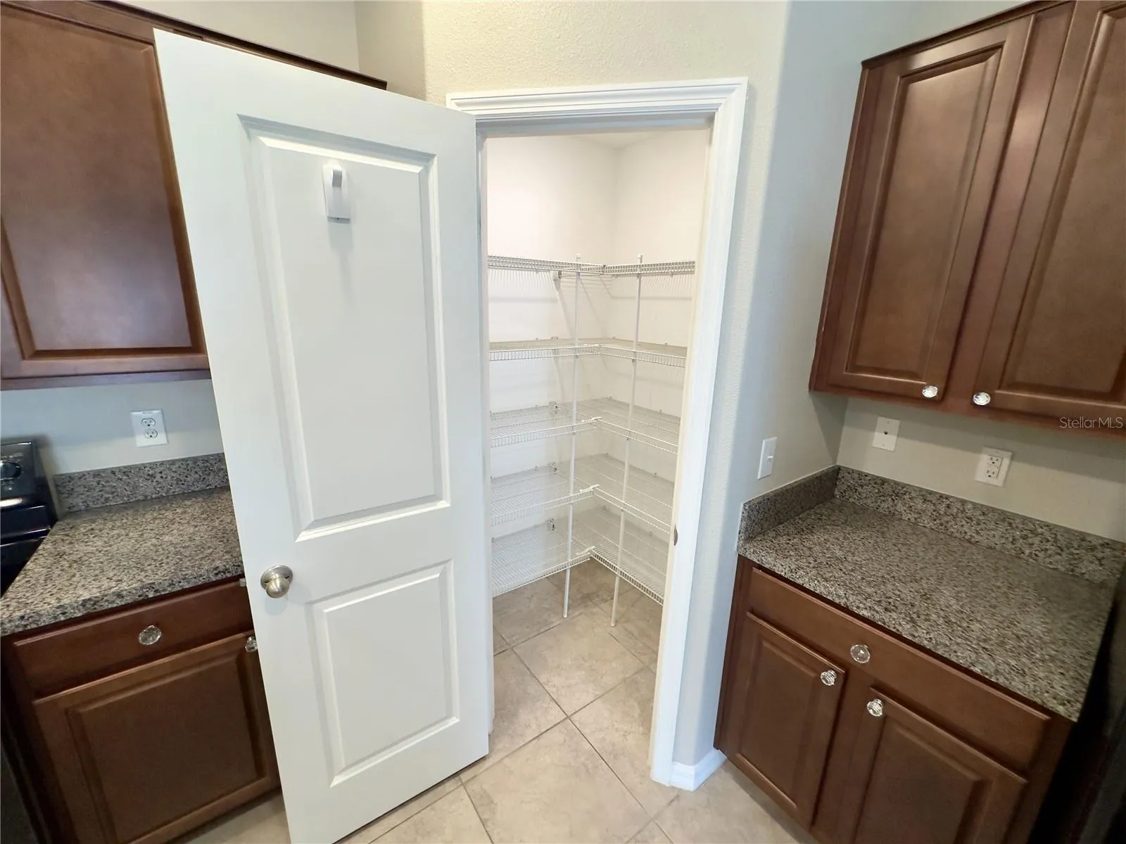 9746 SAGE CREEK DR, photo 5