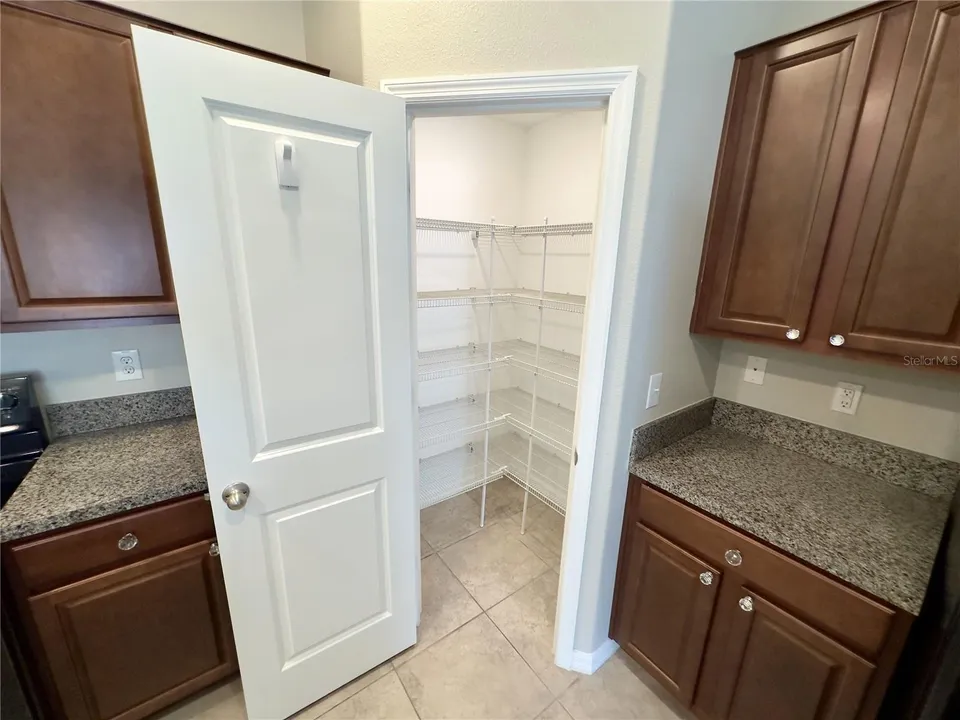 9746 SAGE CREEK DR, photo 5