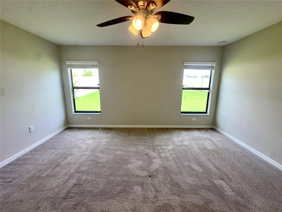 9746 SAGE CREEK DR, photo 10