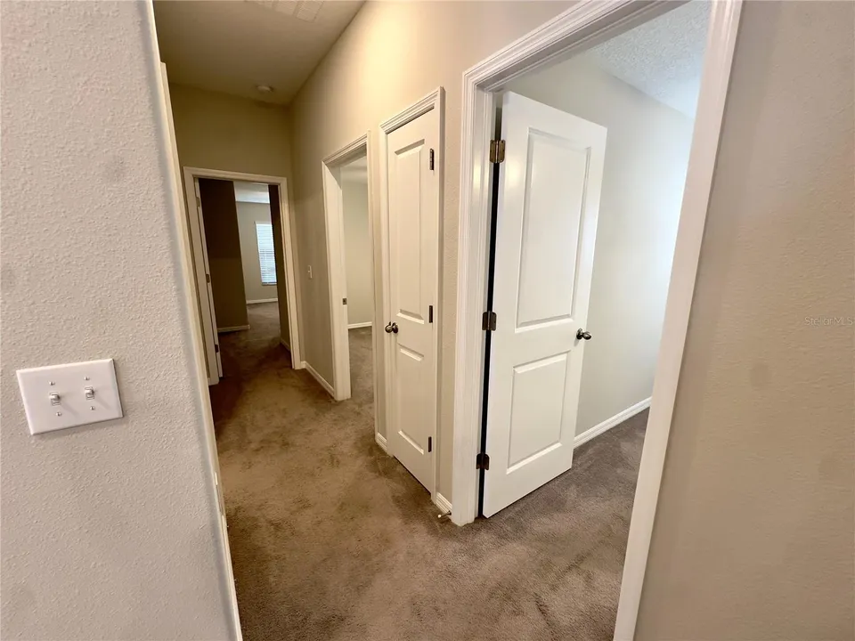 9746 SAGE CREEK DR, photo 15