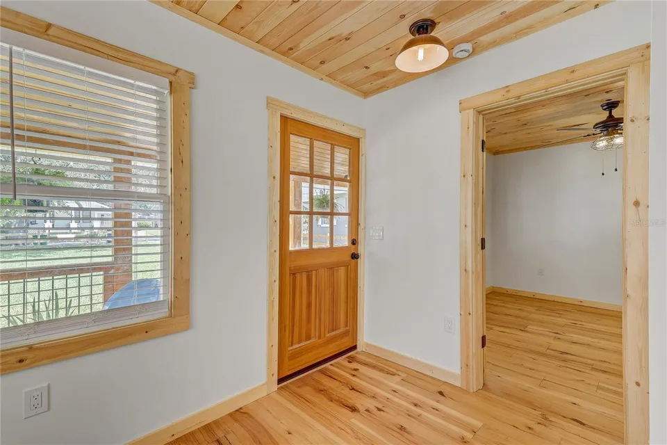 126 W NORTH ST, photo 6