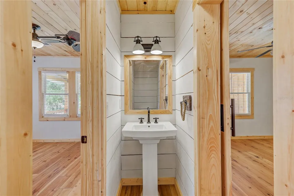 126 W NORTH ST, photo 12
