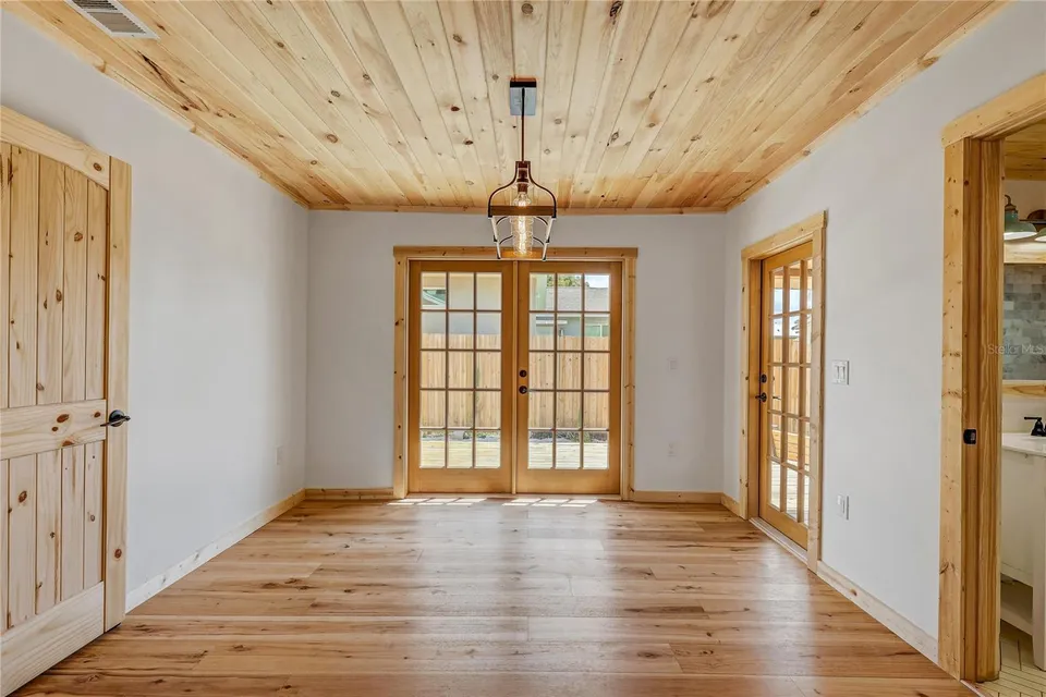 126 W NORTH ST, photo 14
