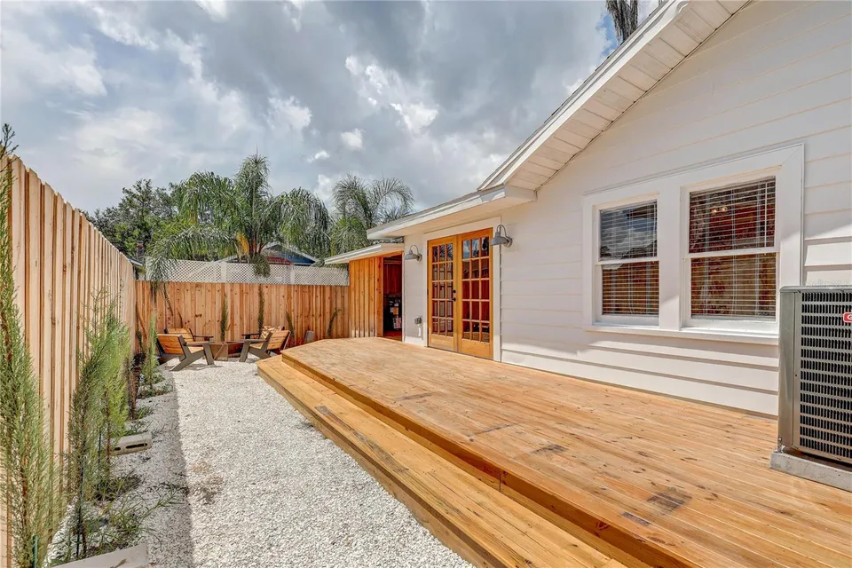 126 W NORTH ST, photo 29