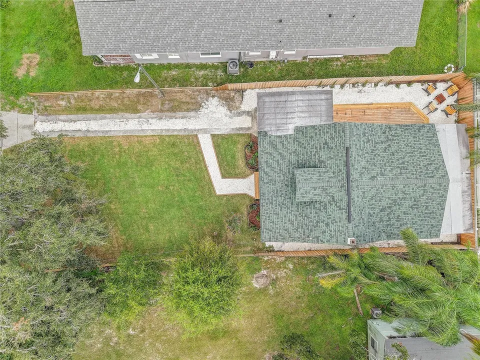 126 W NORTH ST, photo 32