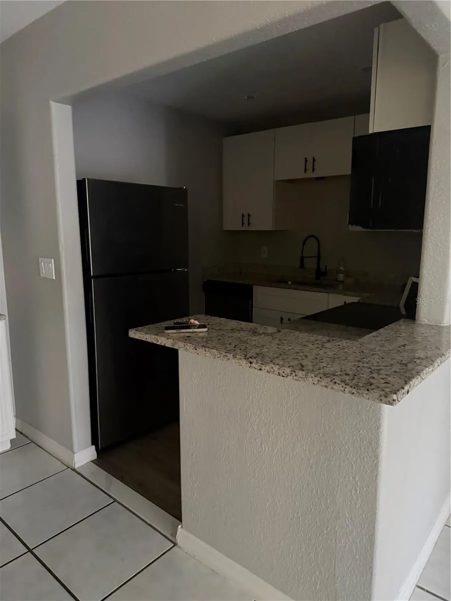 916 LAKE DESTINY RD #H, photo 7