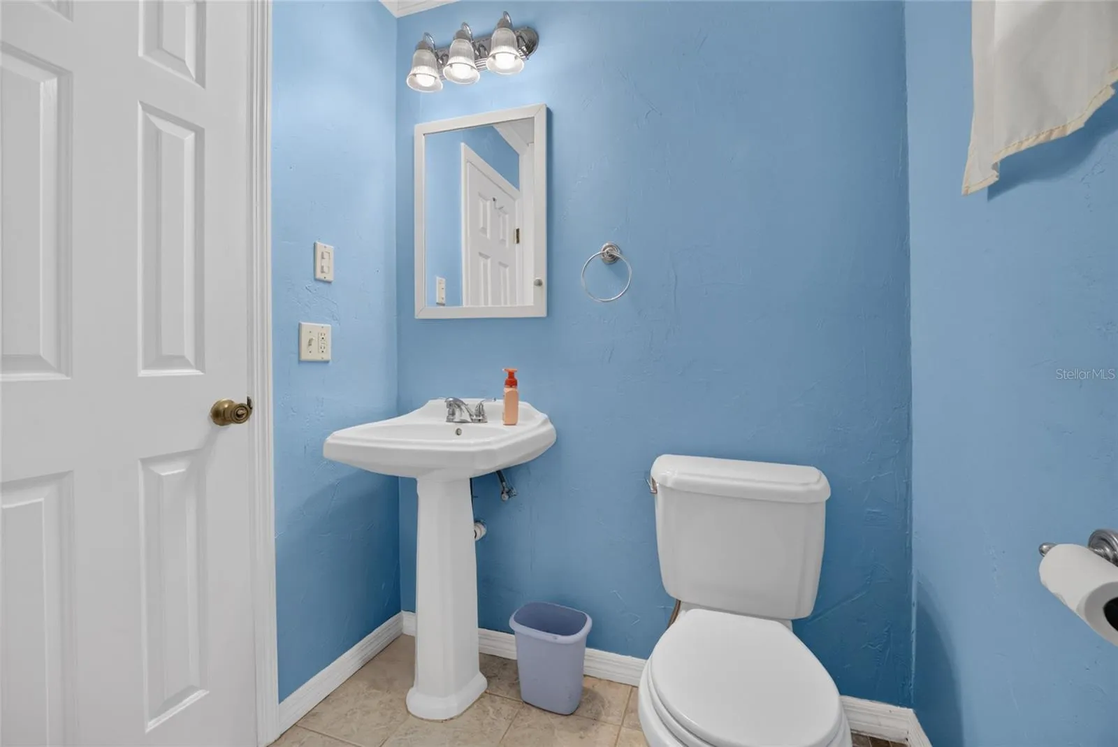 325 NW 80TH BLVD, photo 18