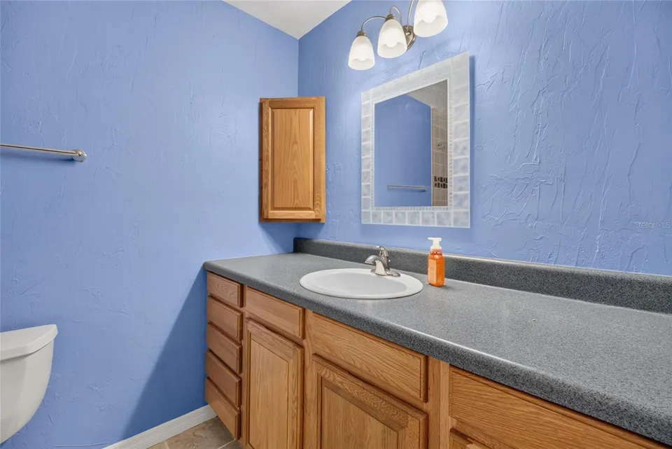 325 NW 80TH BLVD, photo 21