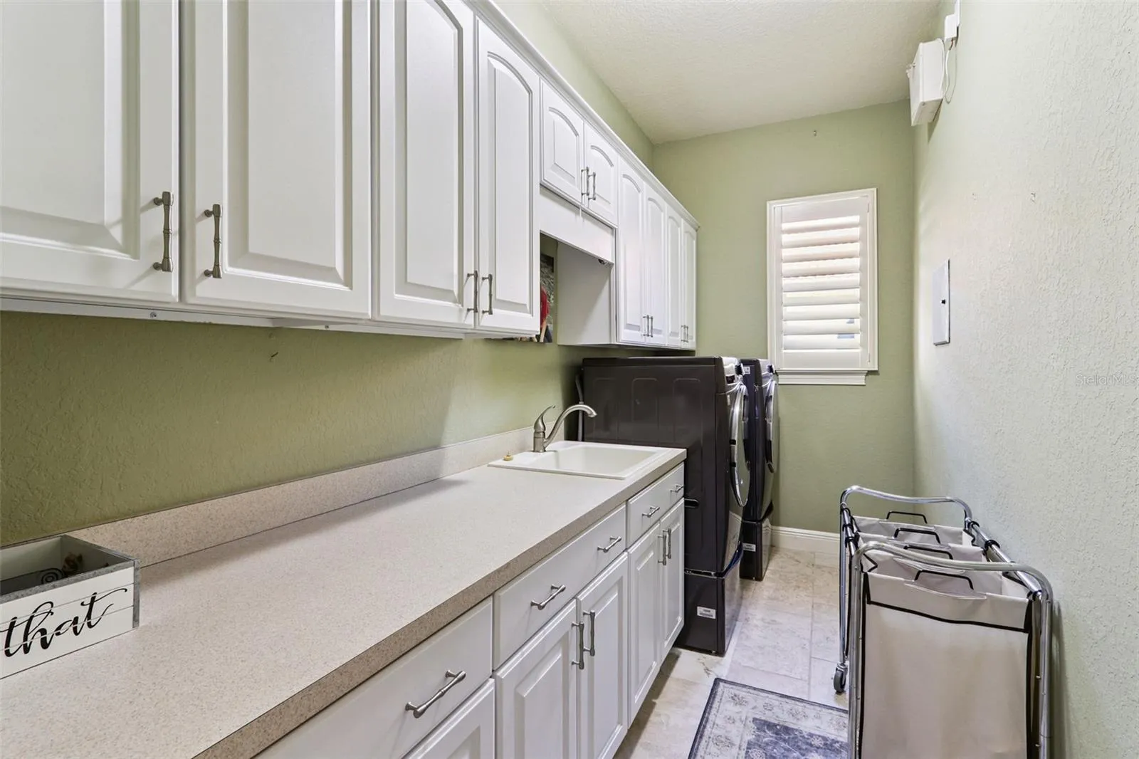 1 S WATERVIEW DR, photo 28