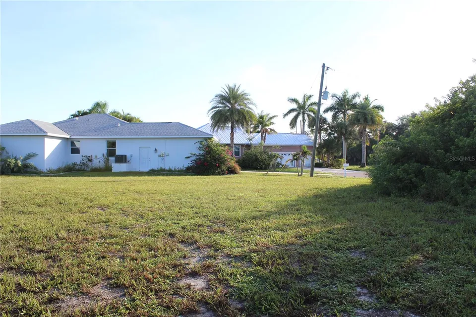 204 ANTILLA DR, photo 3