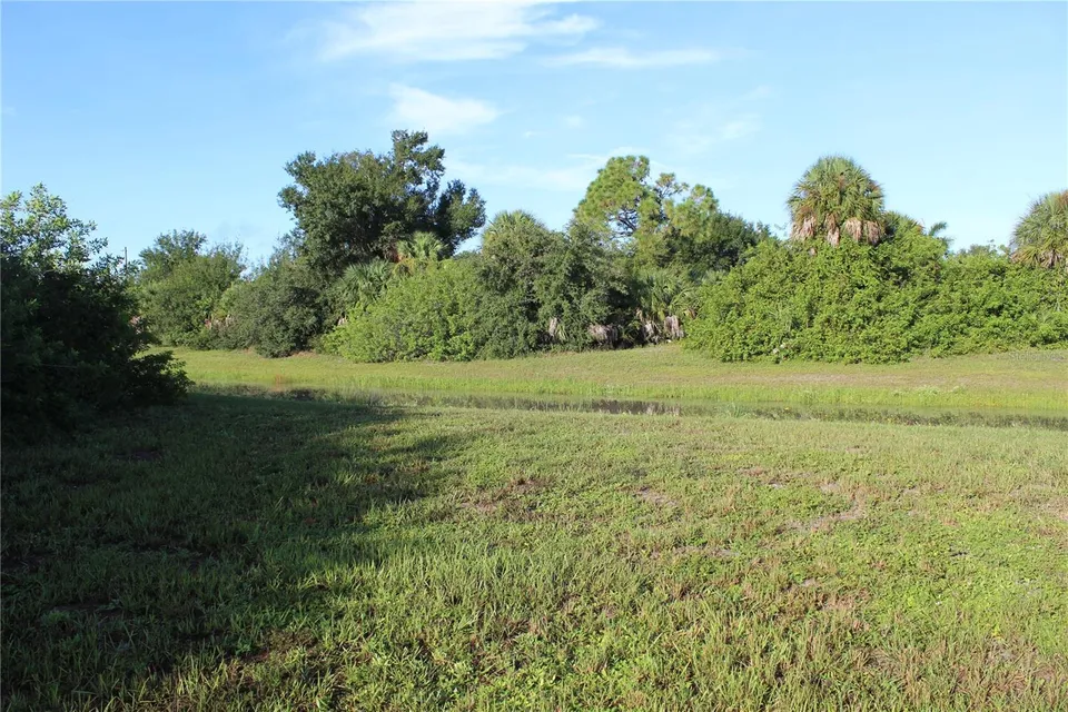 204 ANTILLA DR, photo 7