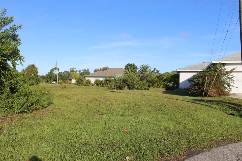 204 ANTILLA DR, photo 8