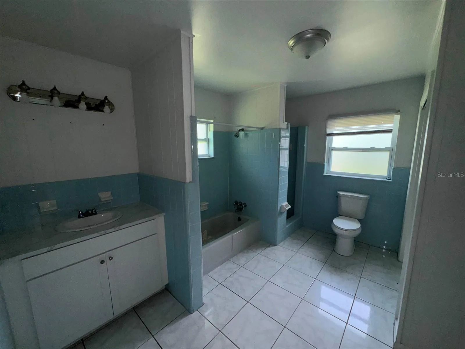 325 CHESNEY BLVD, photo 4