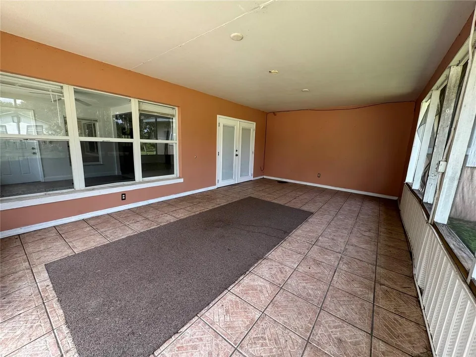 325 CHESNEY BLVD, photo 12