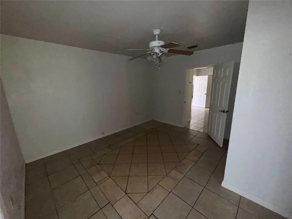 325 CHESNEY BLVD, photo 14
