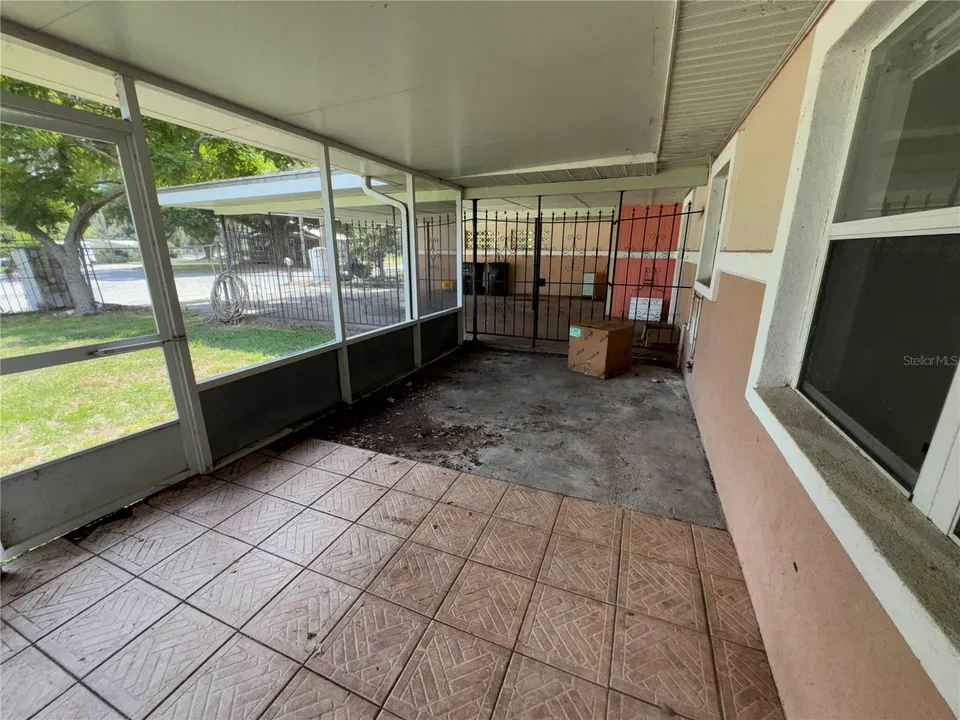 325 CHESNEY BLVD, photo 21