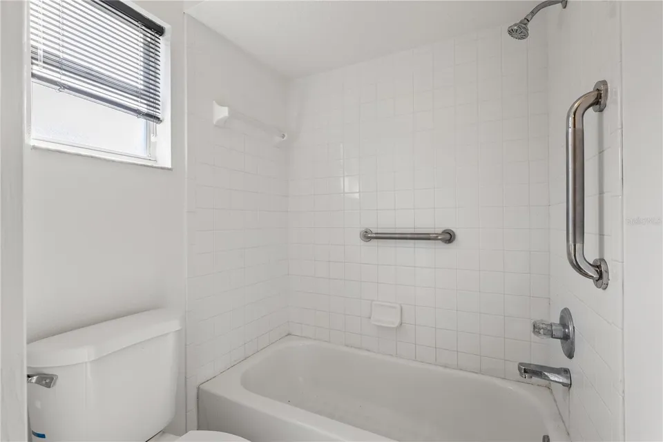 2612 E 9TH AVE, photo 26