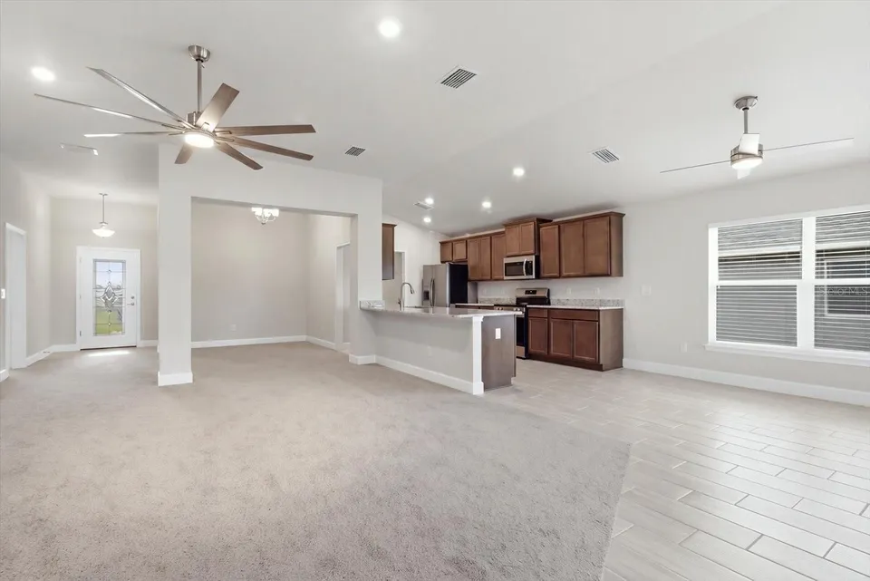 336 W REXFORD DR, photo 3