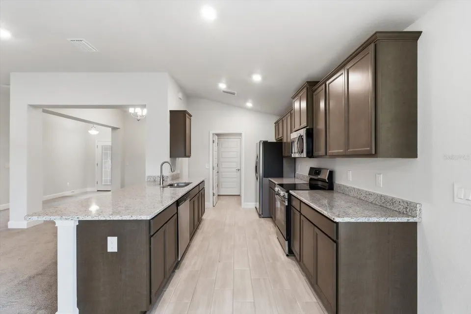336 W REXFORD DR, photo 7