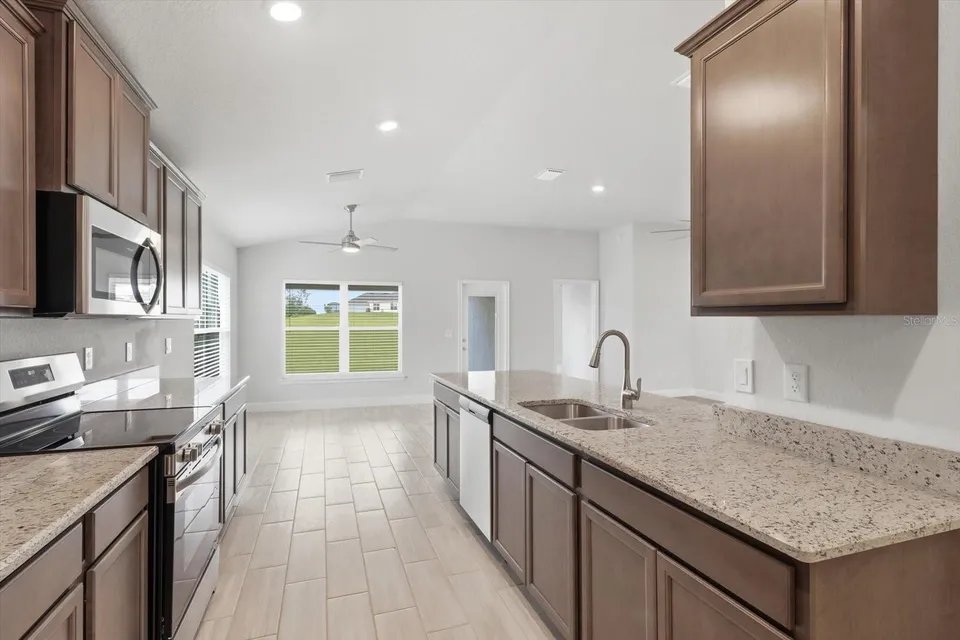 336 W REXFORD DR, photo 12