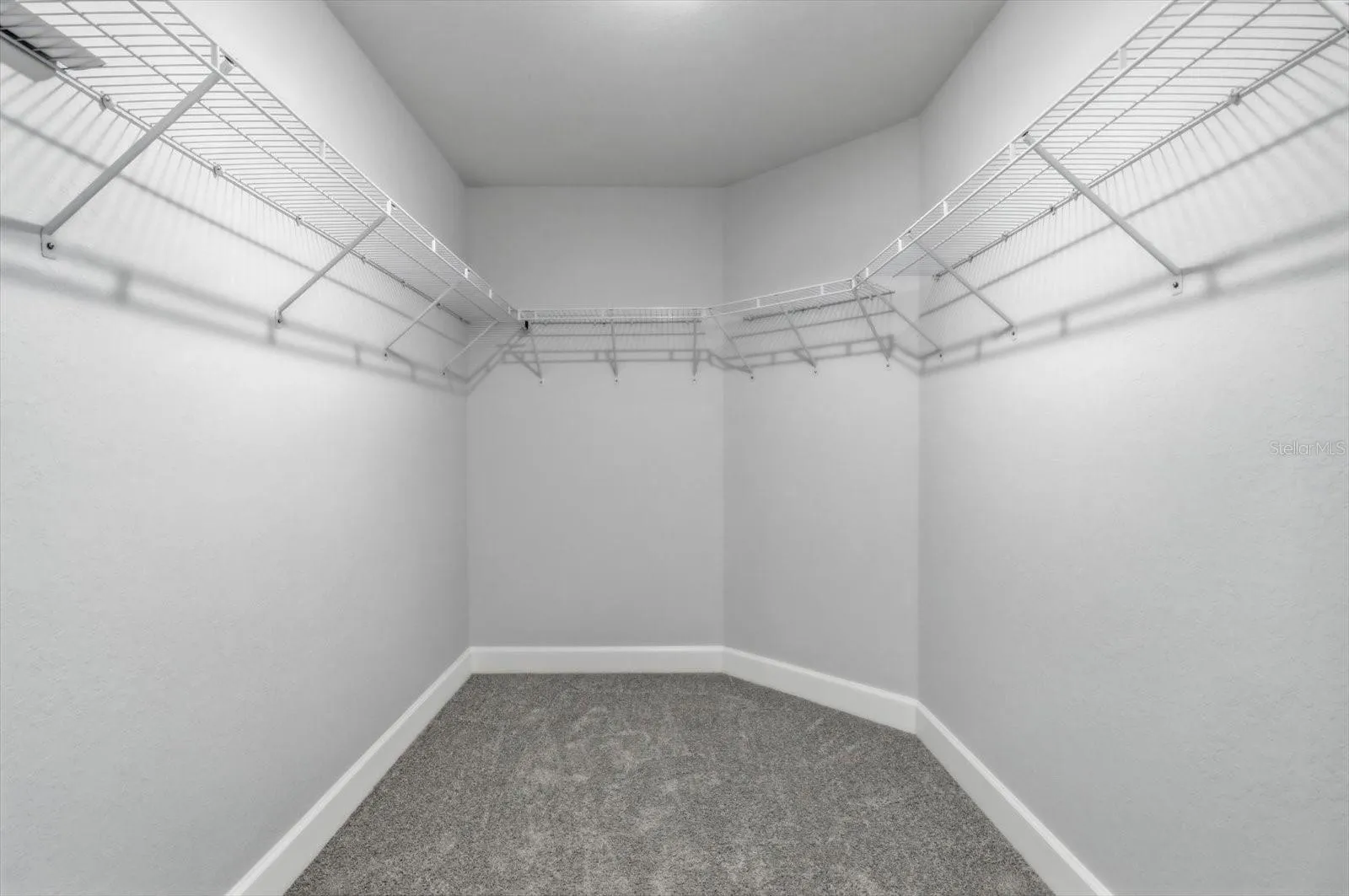 336 W REXFORD DR, photo 29
