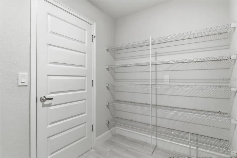 336 W REXFORD DR, photo 36