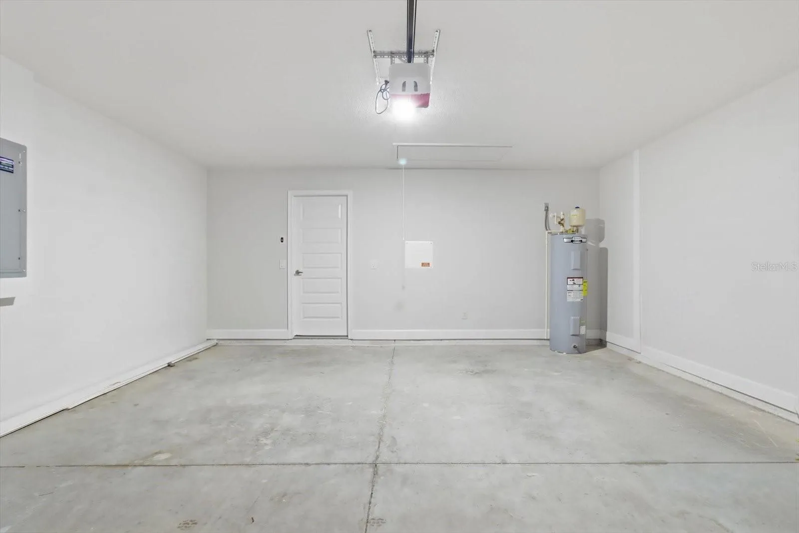 336 W REXFORD DR, photo 38