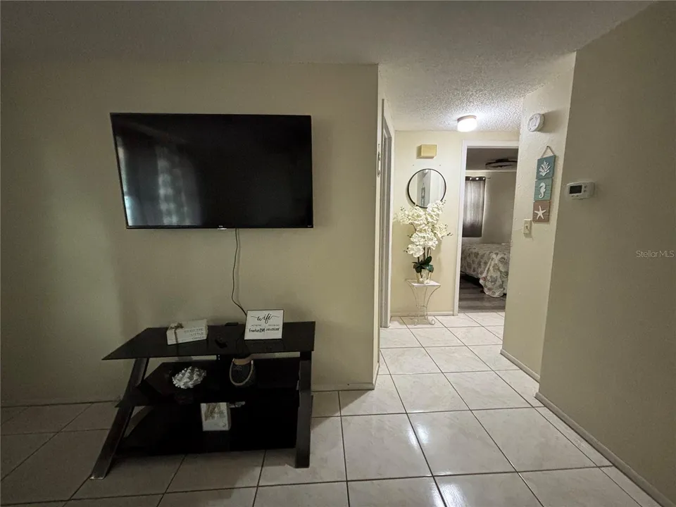 11734 PAIGE DR, photo 5