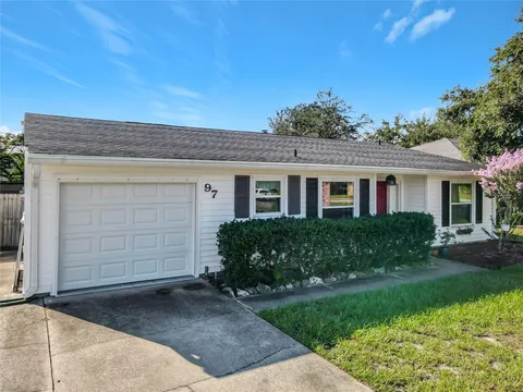 97 S COURTLAND BLVD, DELTONA, FL 32738