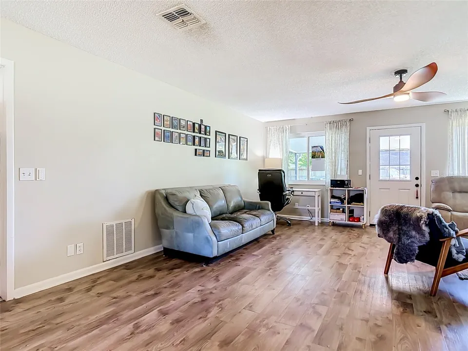 97 S COURTLAND BLVD, photo 12