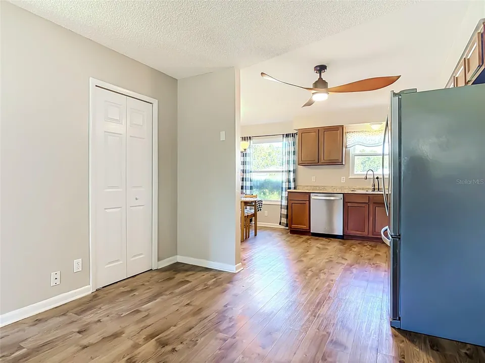 97 S COURTLAND BLVD, photo 16