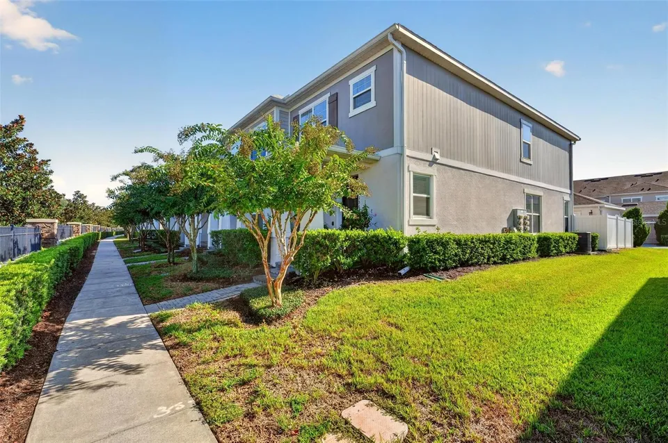 11156 HANLON TERRACE ALY, photo 2