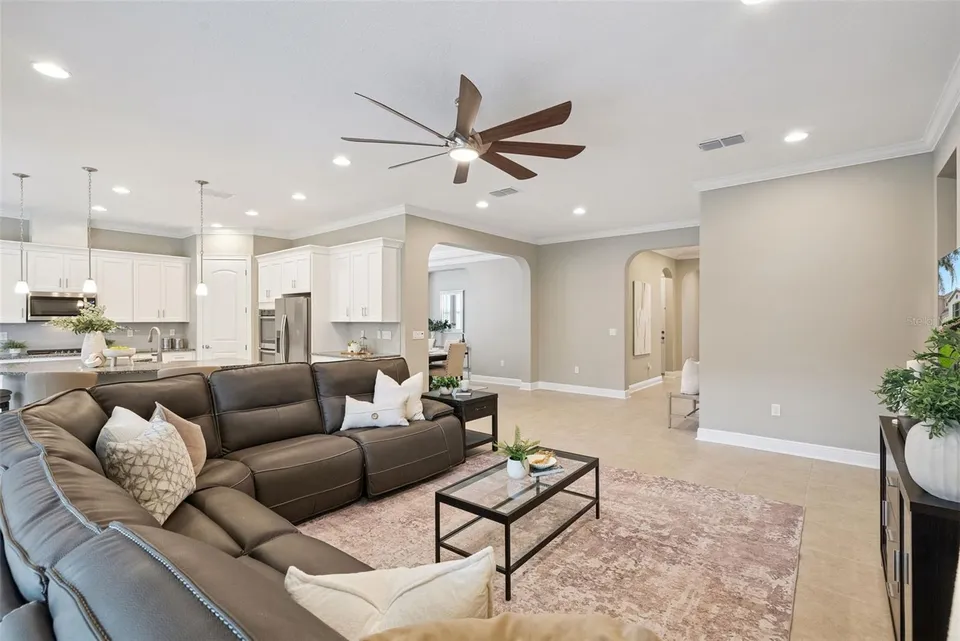14145 CREEKBED CIR, photo 8