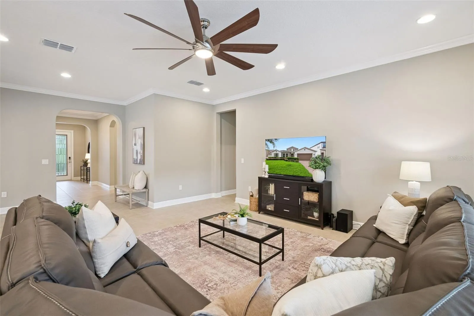 14145 CREEKBED CIR, photo 9