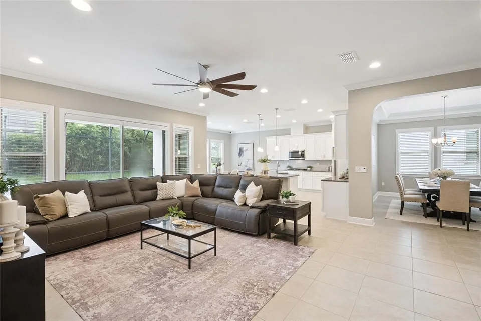 14145 CREEKBED CIR, photo 11