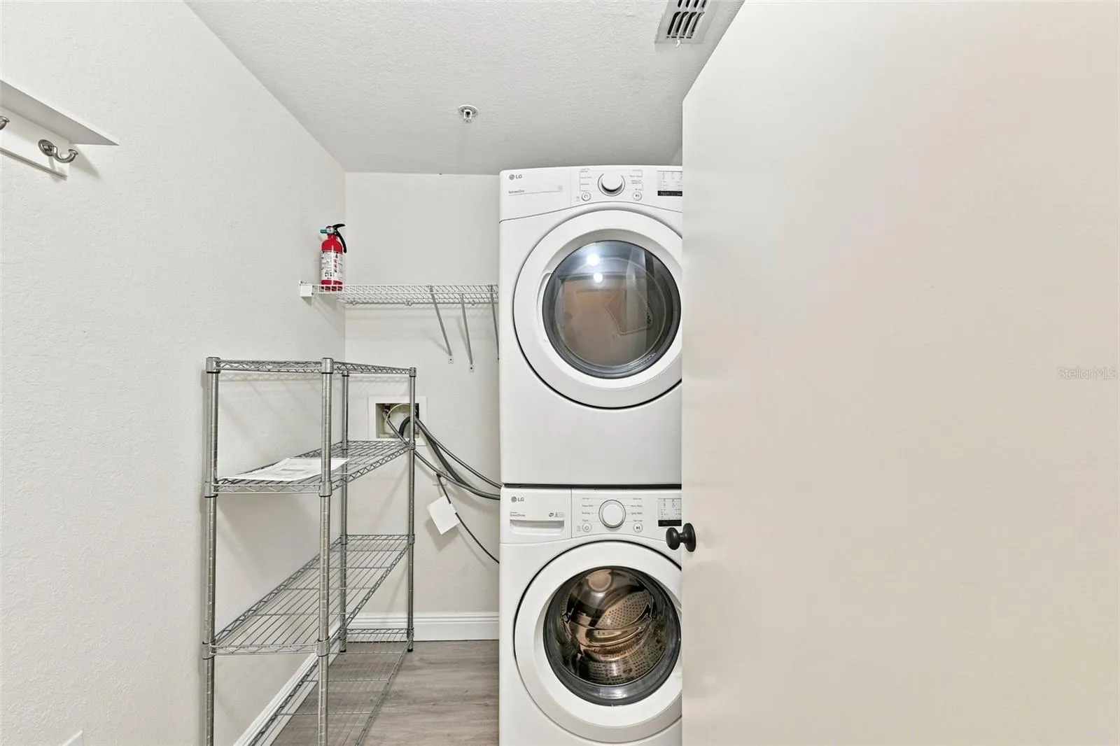 200 4TH AVE S #228, photo 6