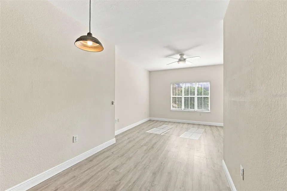 200 4TH AVE S #228, photo 13