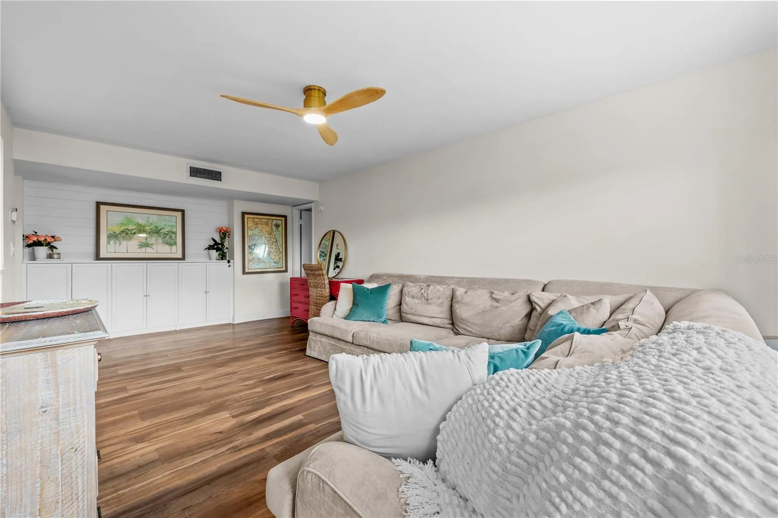 782 VILLAGE LAKE TER N #103, photo 19