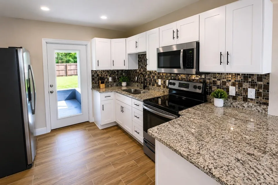 6041 DUBLIN DR, photo 4