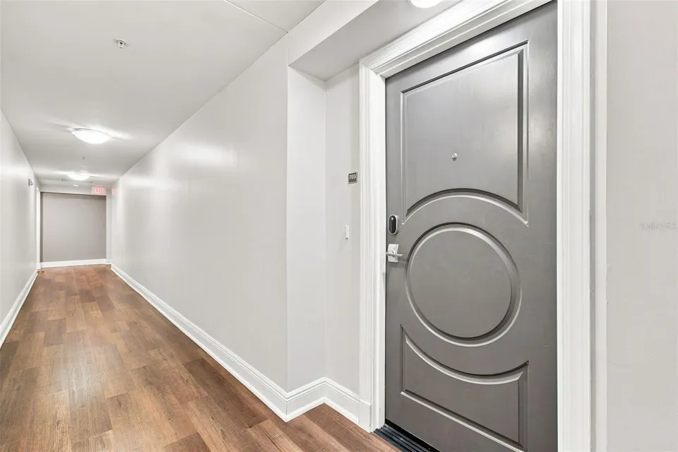 1227 E MADISON ST #703, photo 13